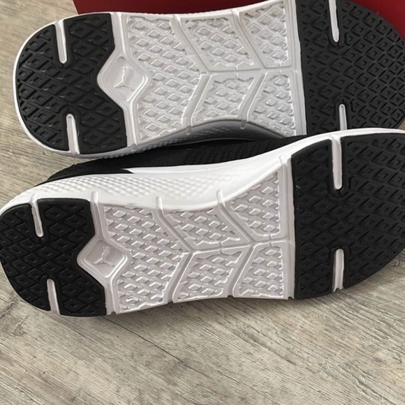 Soft ride Puma black pro echo size 9 - Picture 3 of 4